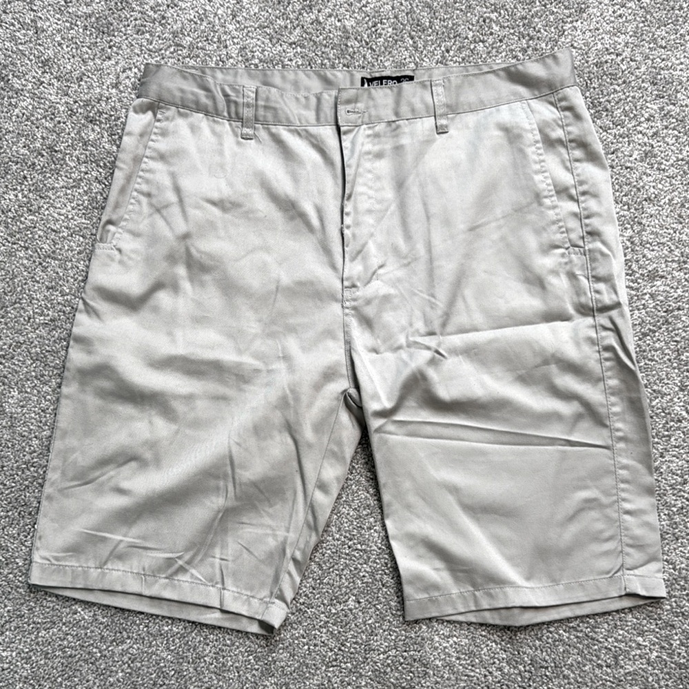 Men's Light Gray Shorts